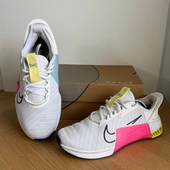 Nike Metcon 9 White/Royal Pink Men Running Sneakers - SZ Men 7.5- Women 9 - Picture 9 of 13